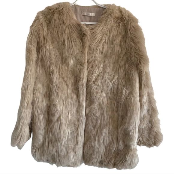 Twik faux fur coat beige size M EUC - Picture 1 of 11